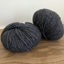 Load image into Gallery viewer, Rib cowl beginner knitting kit