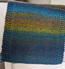 Load image into Gallery viewer, Crew neck jumper knitting kit