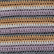 Load image into Gallery viewer, Simple striped cushion cover crochet kit