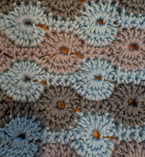 Load image into Gallery viewer, Catherine wheel stitch cushion cover crochet kit - 15% off until end of 20th October, applied at checkout