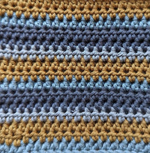 Load image into Gallery viewer, Simple striped cushion cover crochet kit