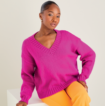 Load image into Gallery viewer, Sirdar 10596 Hayfield Bonus DK V Neck Sweater Knitting Pattern [Digital Download]