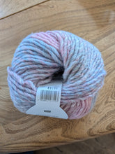 Load image into Gallery viewer, Beginner Cowl Knitting Kit