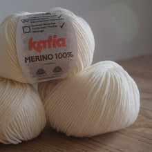 Load image into Gallery viewer, Katia merino 100% double knit yarn cream 03