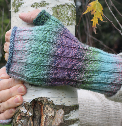 fingerless mitts pink green 2170