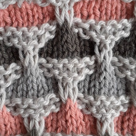 Pyramid stitch knitted cushion cover pattern - download2 – Knit One Kits