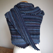 Load image into Gallery viewer, Garter stitch shawl knitting kit