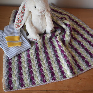 Shell stitch baby blanket - crocheting kit