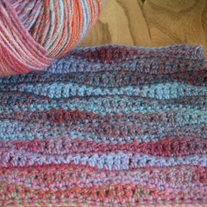 Sirdar Jewelspun crochet cushion kit - wave stitch close up